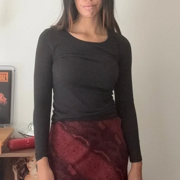 No Boundaries Black Long Sleeve Top Womens M Casual Everyday Basic - Picture 1 of 10